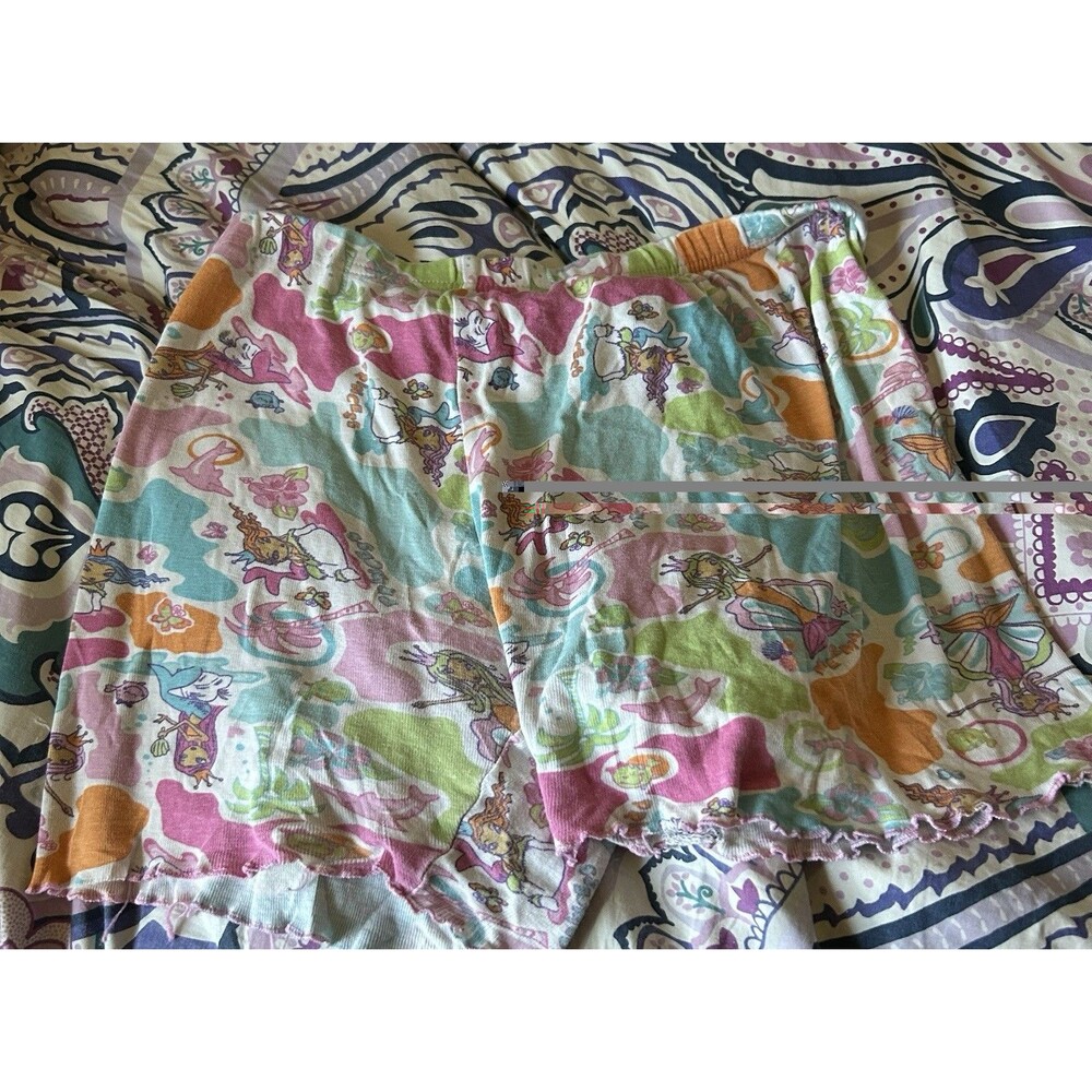 5 Shorts Lot Women’s preowned good condition